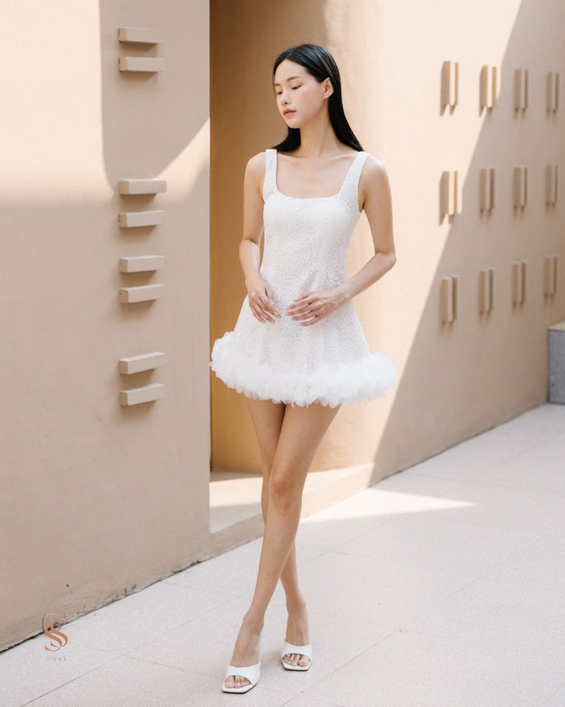 Blanco lace dress